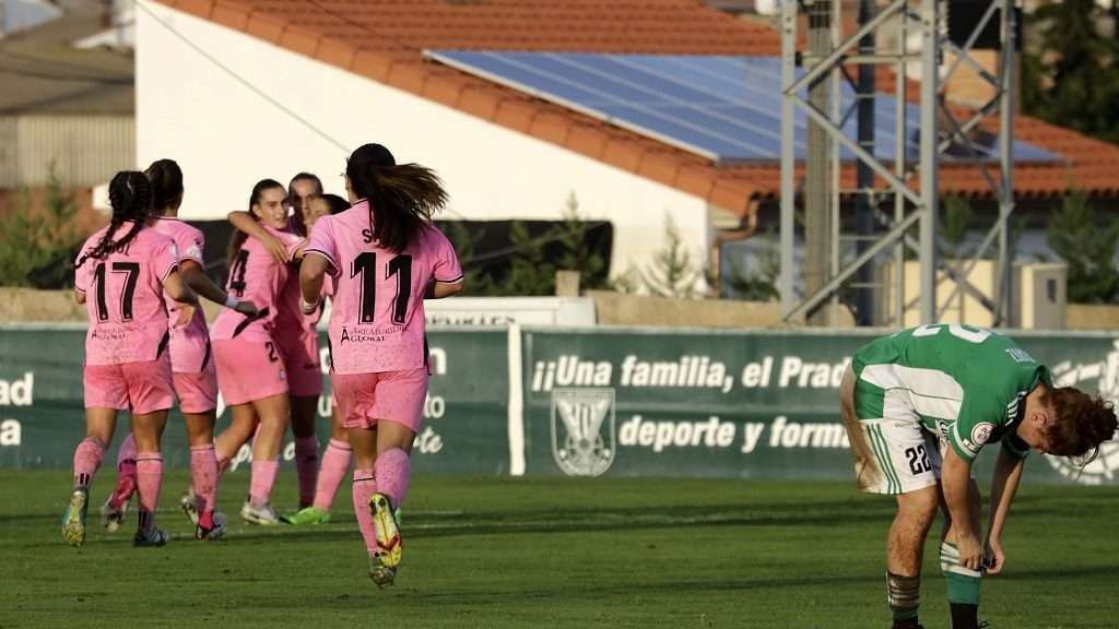 espanyol femenino clasificacion primera federacion 2022 23