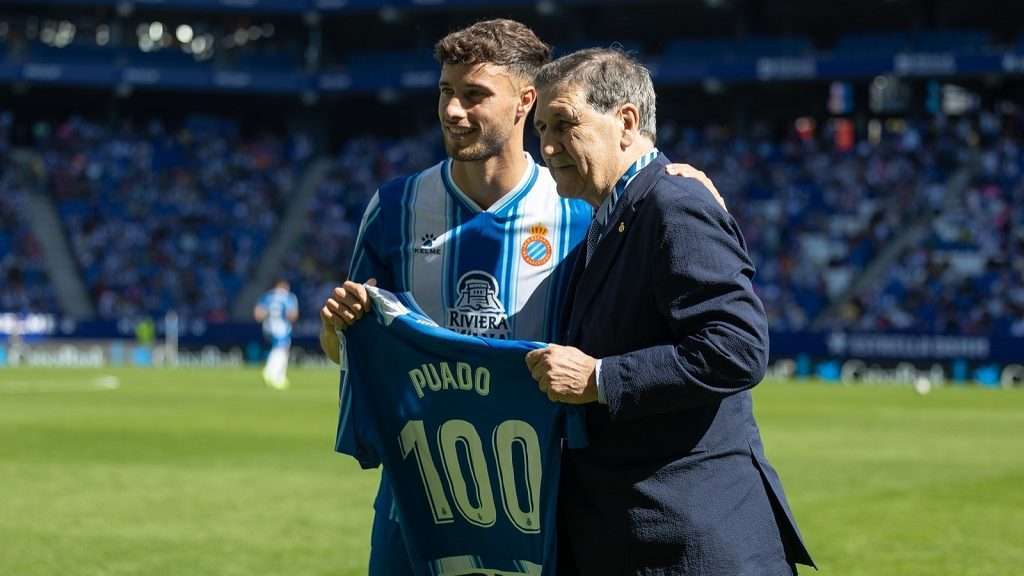 javi puado camiseta conmemorativa cien partidos espanyol