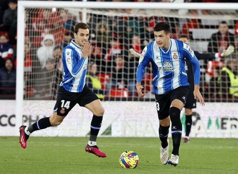 César Montes Brian Oliván