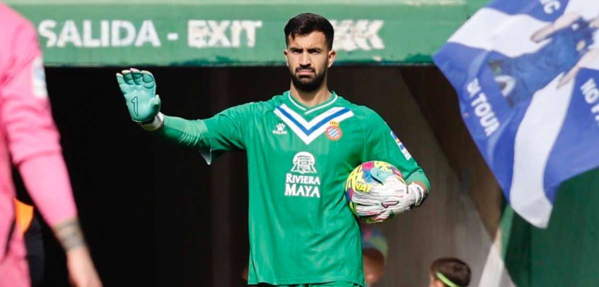 fernando pacheco sergi gomez elche cf espanyol laliga santander martinez valero 2022 23 victoria