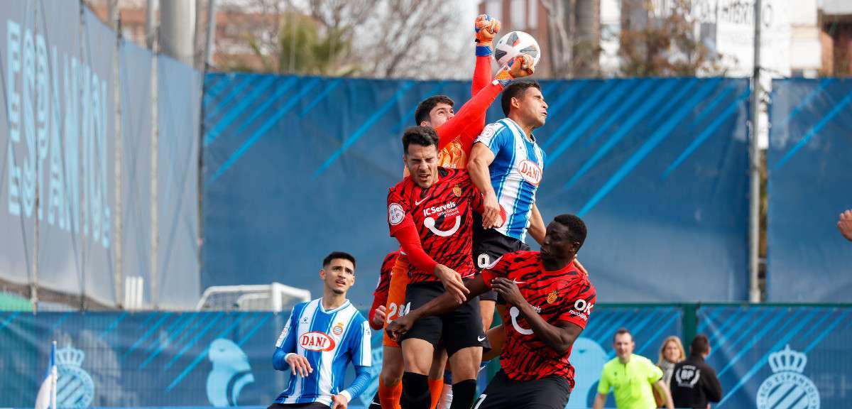 cf badalona futur espanyol b municipal badalona segunda rfef 2022 23 previa