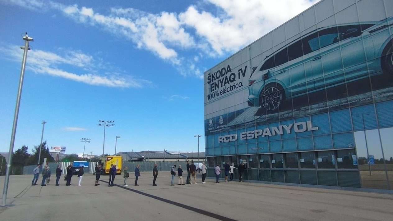 espanyol socios entrada gratuita derbi