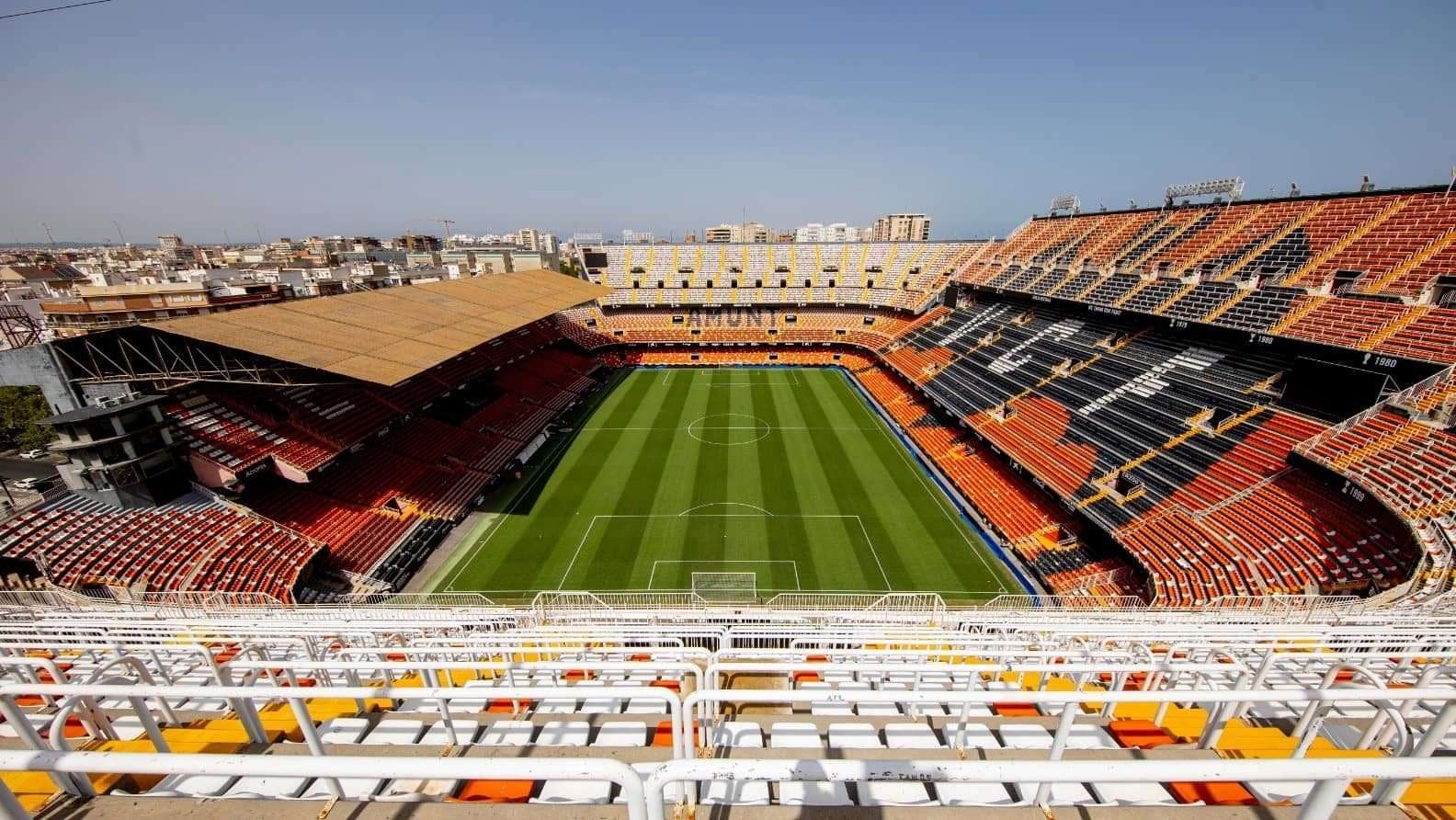 Hoy en 'La Grada Ràdio' | A dos días de visitar al Valencia, el Espanyol mira a Mestalla con recelo... y sin fichajes; ¿cómo se están reforzando los rivales? 1 valencia cf espanyol laliga santander mestalla cautelar