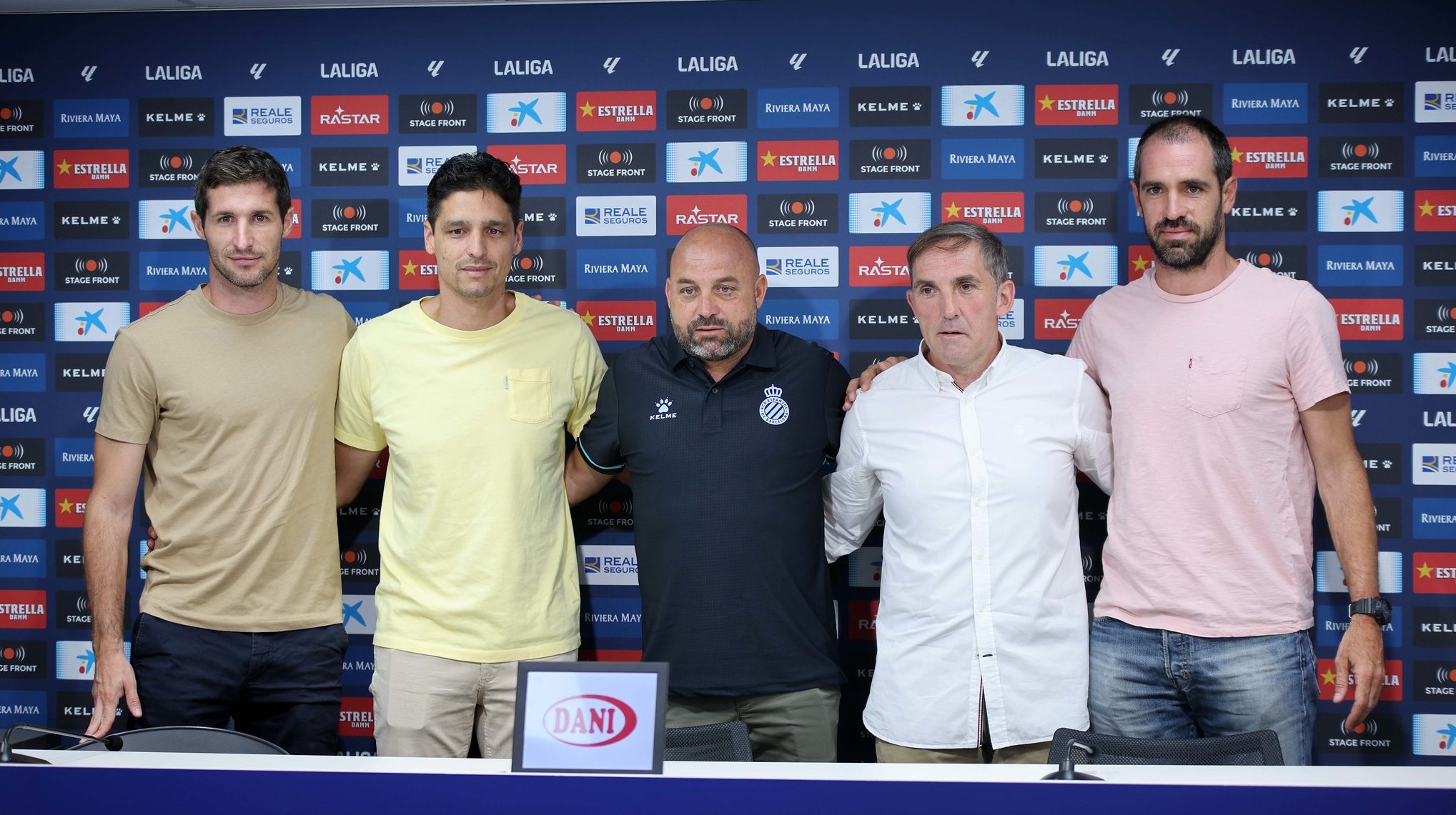 El Espanyol destituye a Manolo González: del ascenso a Primera y las dos permanencias a un adiós marcado por la crisis 3 espanyol b manolo gonzalez staff tecnico