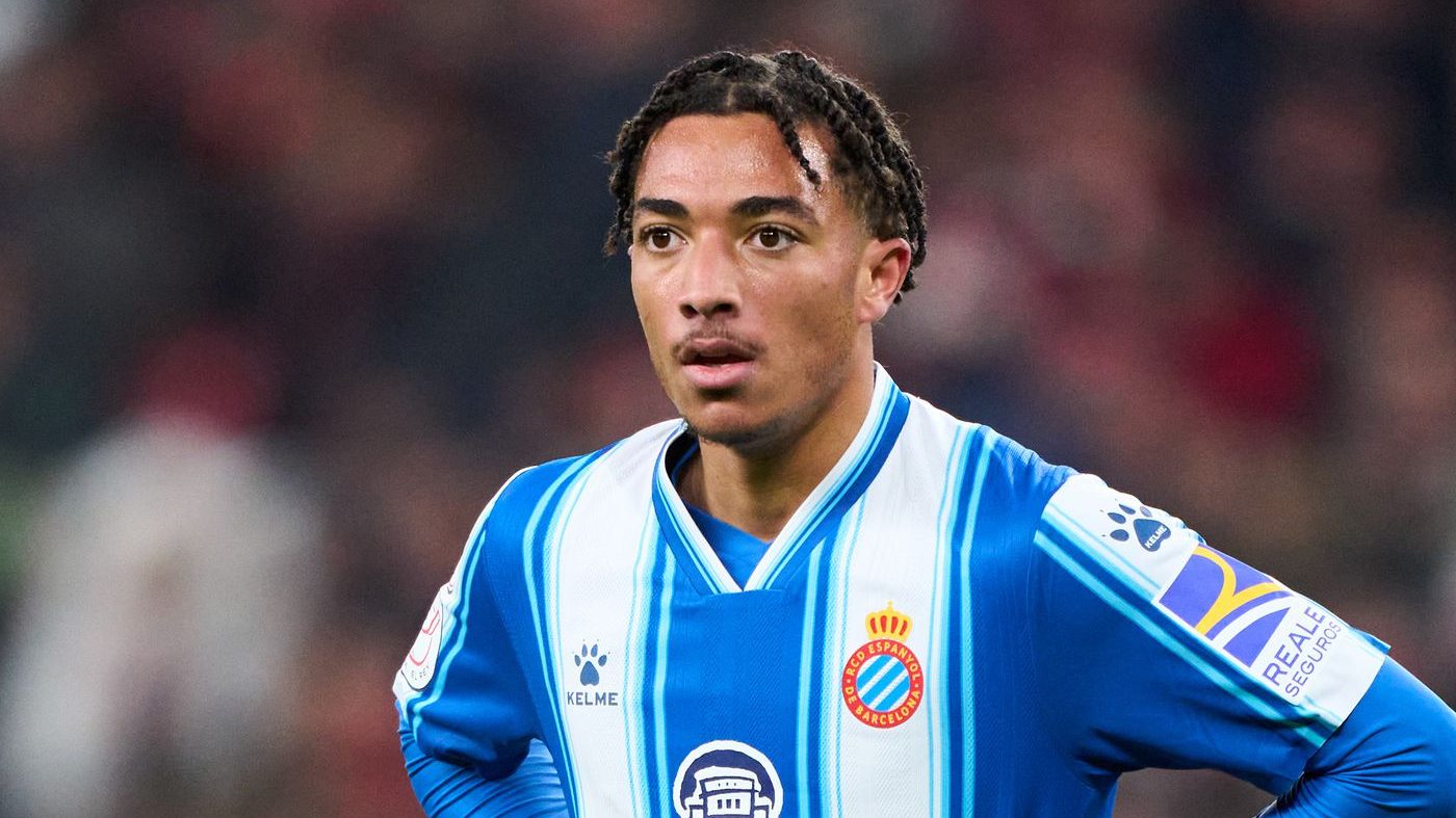 luca koleosho burnley