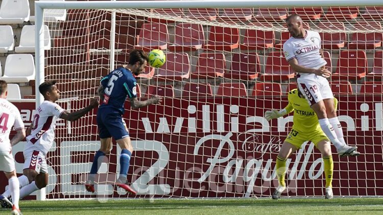 El Espanyol solo ha ganado un compromiso liguero en el Carlos Belmonte