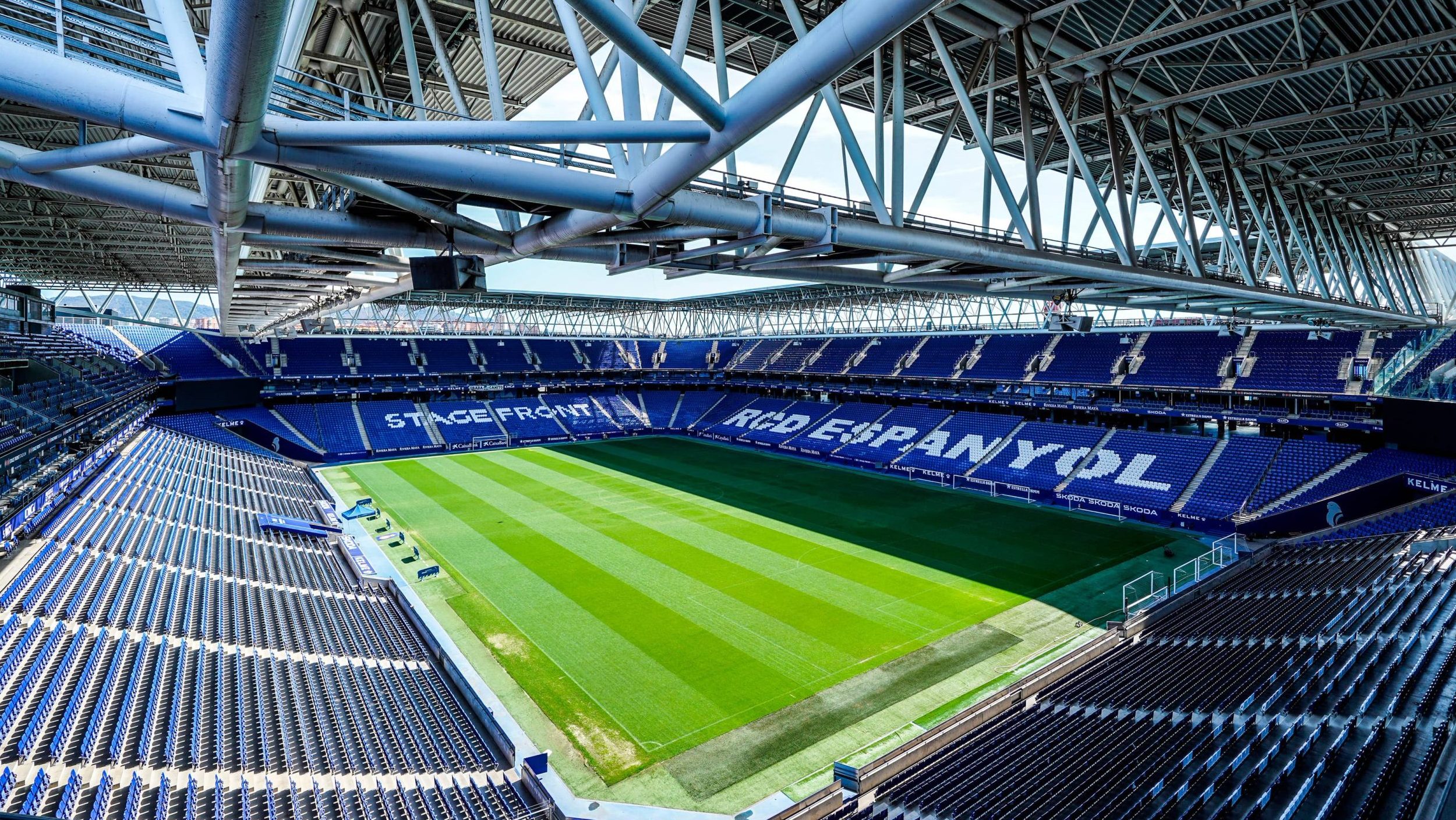 espanyol cierre stage front stadium