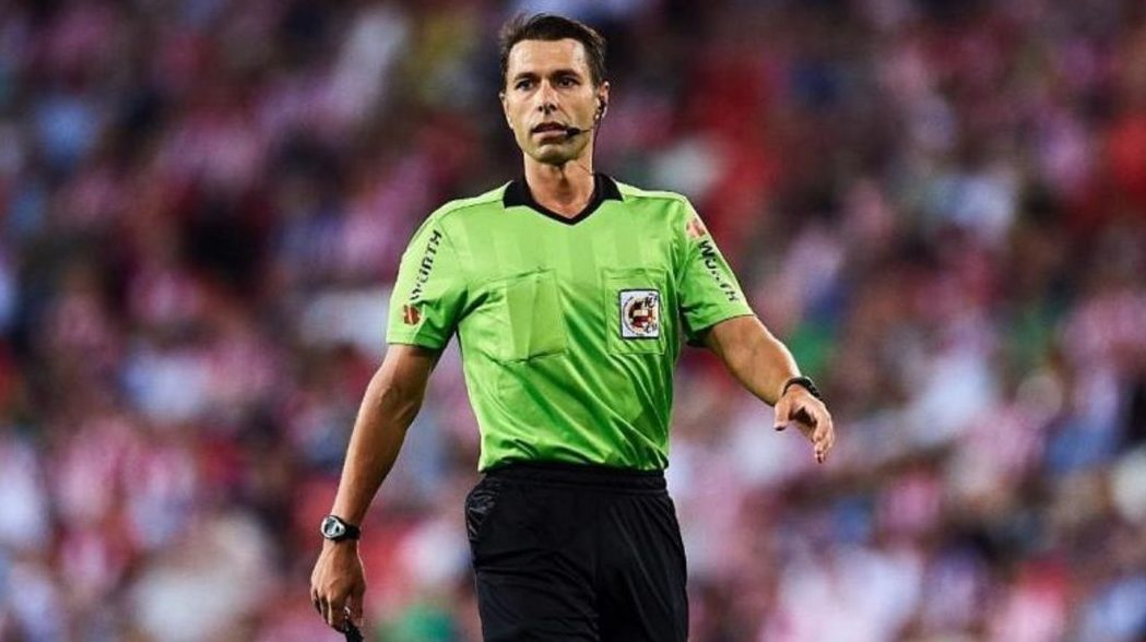 ÁRBITROS | Adrián Cordero Vega dirigirá el Burgos CF - RCD Espanyol en El Plantío 2 cordero vega sporting gijon espanyol