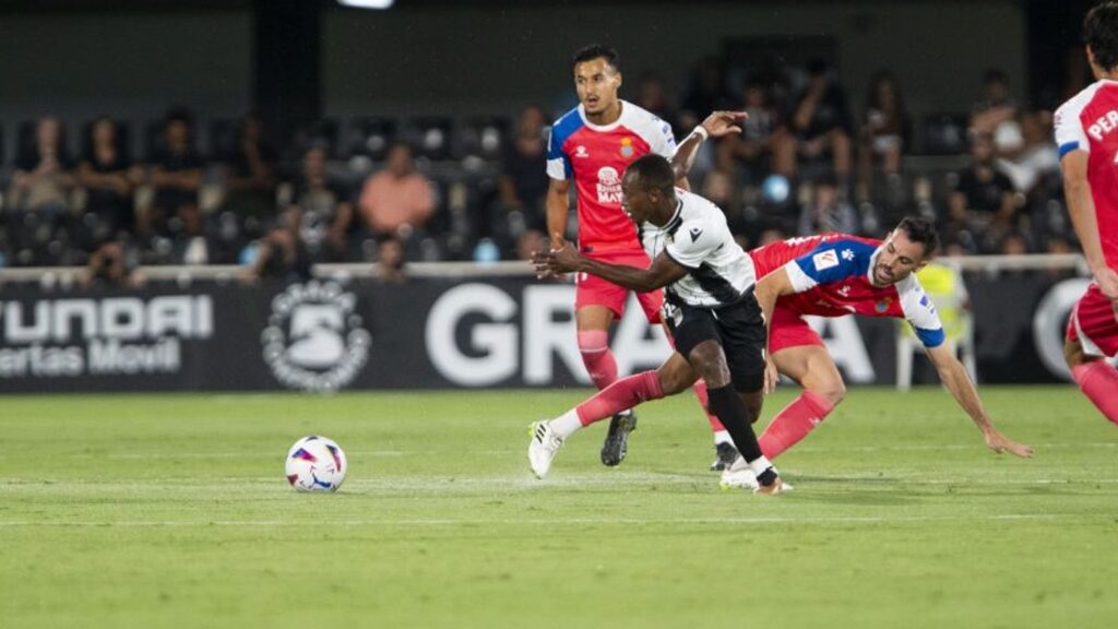 Omar El Hilali entiende que haya nervios y que la afición del Espanyol critique 3 omar el hilali insulto racista fc cartagena