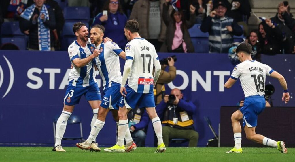 CRÓNICA | El Espanyol logra un triunfo balsámico (3-0) 1 braithwaite gol mirandes espanyol