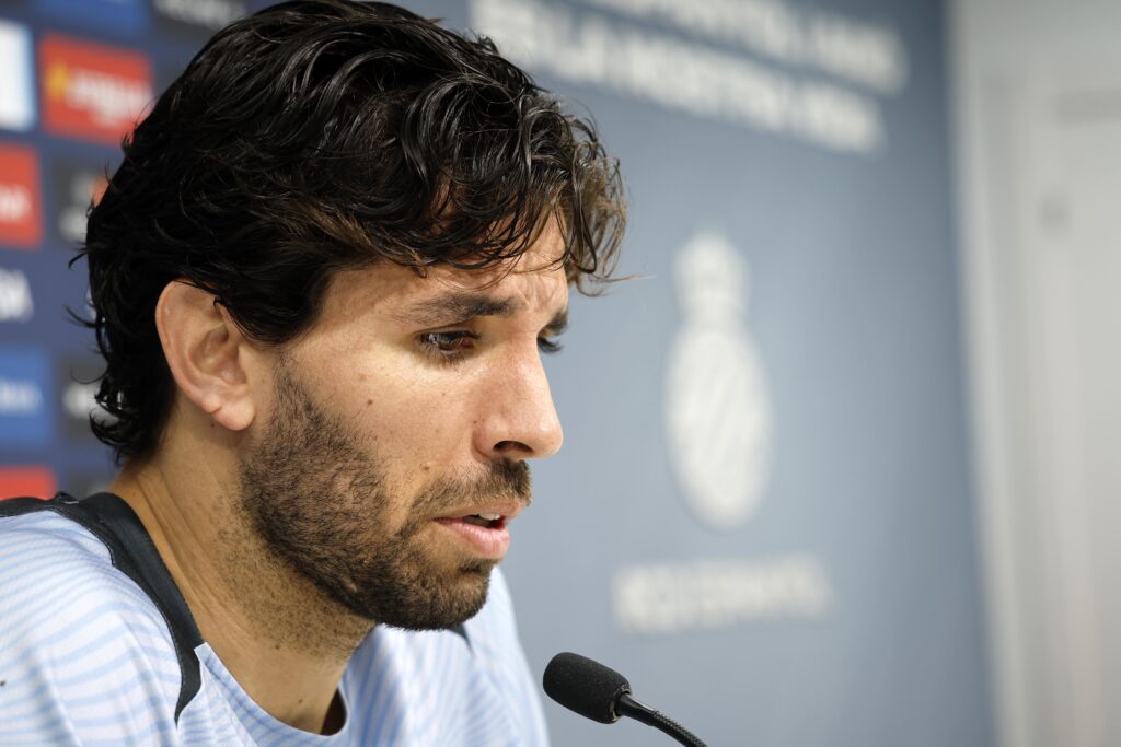 Leandro Cabrera: “Hay que ser un equipo de una sola cara y no de dos” 2 cabrera eibar espanyol