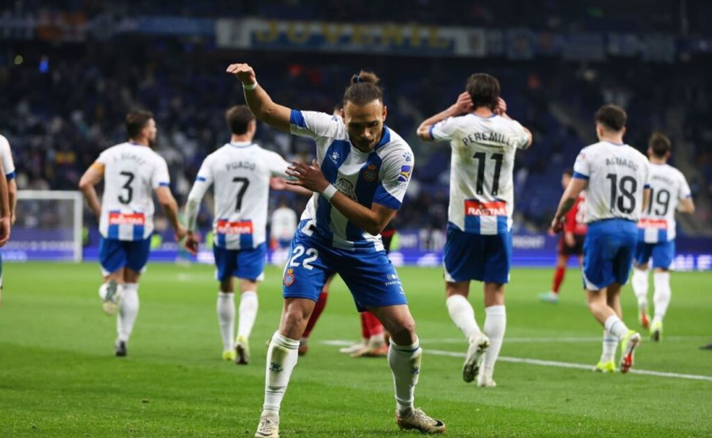 CRÓNICA | El Espanyol logra un triunfo balsámico (3-0) 5 espanyol cd mirandes liga hypermotion 2023 24 6