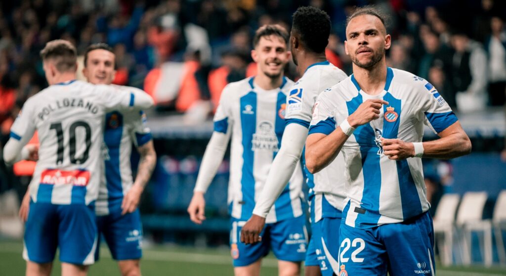 Martin Braithwaite: "¿Si estaré para el playoff? Estas cosas no existen en mi cabeza, vamos a subir directo" 2 espanyol levante martin braithwaite liga hypermotion