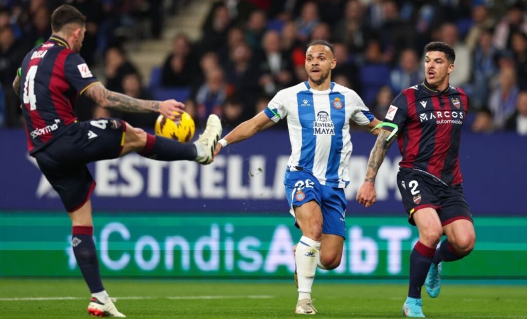 ¿Superará Martin Braithwaite los 23 goles de RDT en el anterior paso del Espanyol por Segunda? 1 espanyol levante ud braithwaite
