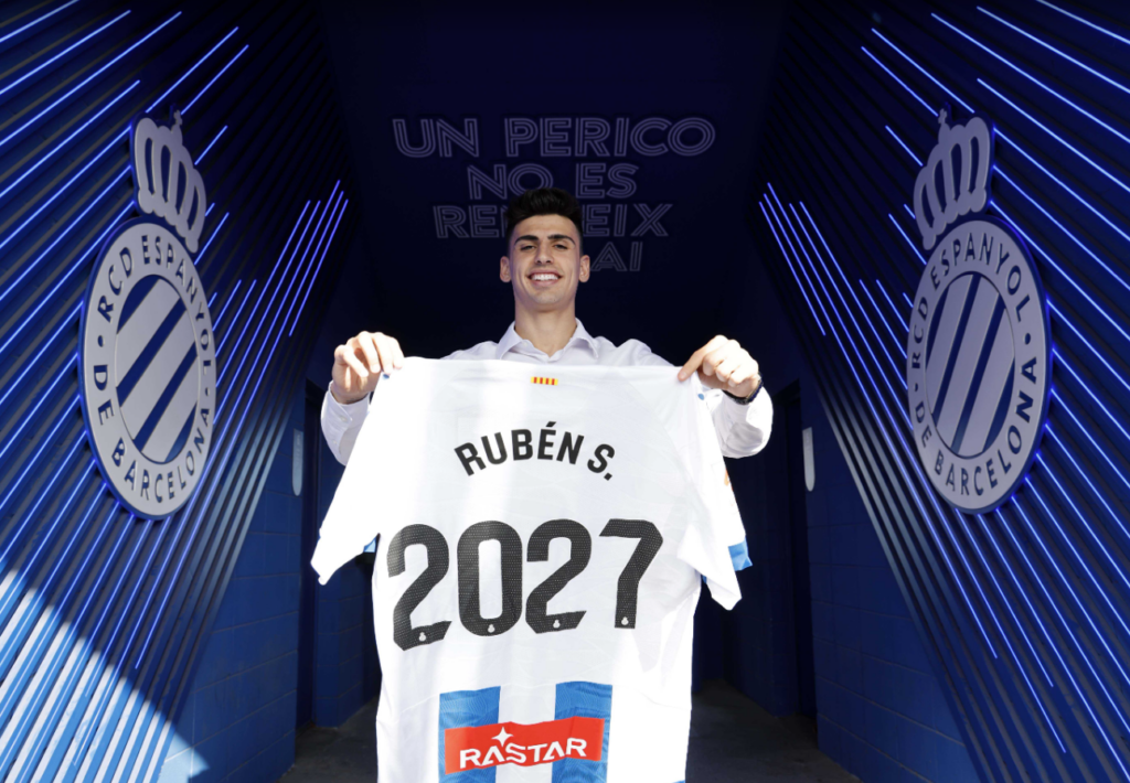 ¿Para qué fue repescado con tantas prisas? Rubén Sánchez, de ser protagonista con el Mirandés a tener un rol marginal en el Espanyol 2 ruben sanchez espanyol 2027