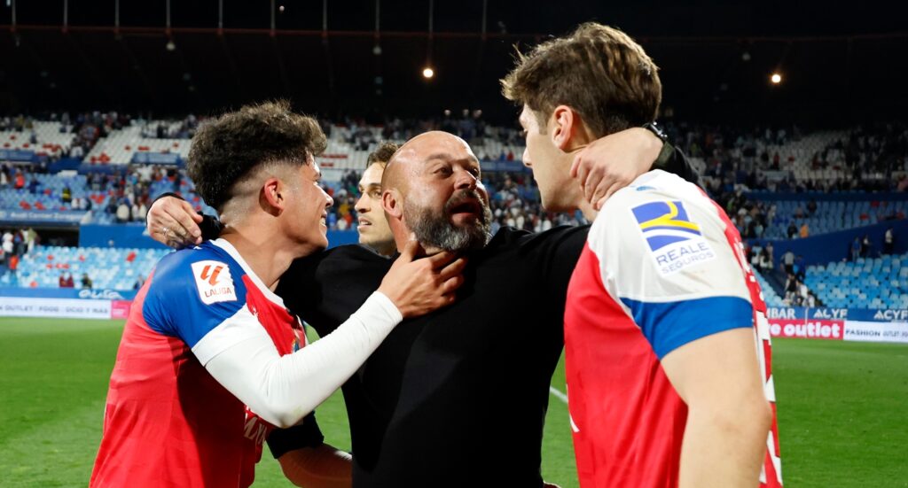 Manolo González: "El Espanyol es un club de Primera, lo ha sido toda la vida; pero la realidad es que está en Segunda y hay que solucionarlo" 2 manolo gonzalez victoria zaragoza espanyol