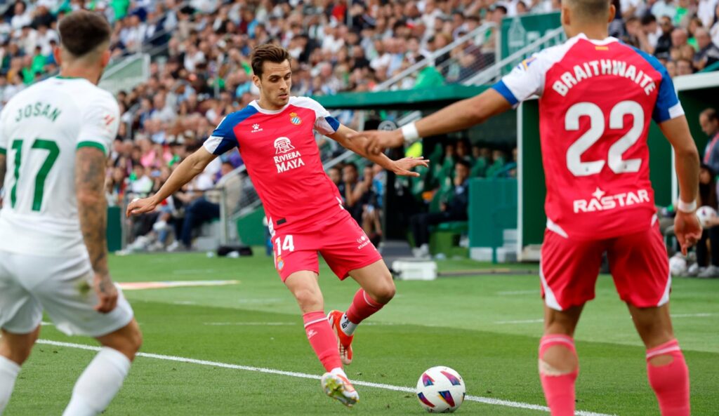 Las cinco finales del Espanyol: objetivo, recortar cuatro puntos 1 elche espanyol brian olivan