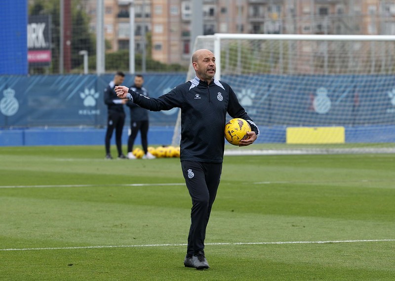 Luis Blanco no esconde su nostalgia ante su reencuentro con el Espanyol y Manolo González, el técnico con quien subió a Primera 3 luis blanco entreno espanyol andorra