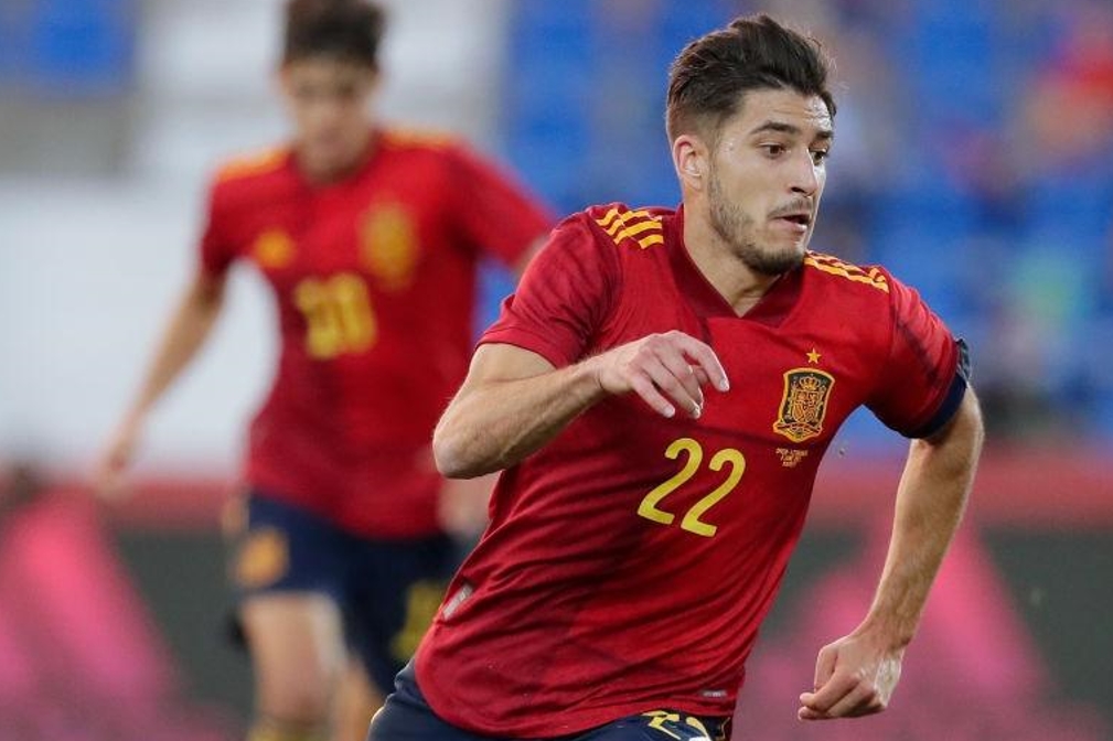 Pere Milla y Óscar Gil, que cambiaron el Elche por el Espanyol, vuelven a casa en un momento complicado 2 oscar gil espanyol seleccion