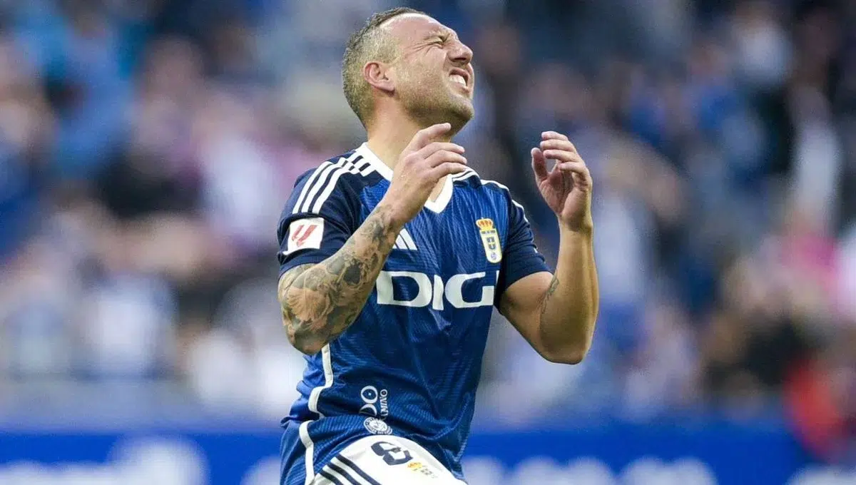 santi cazorla oviedo