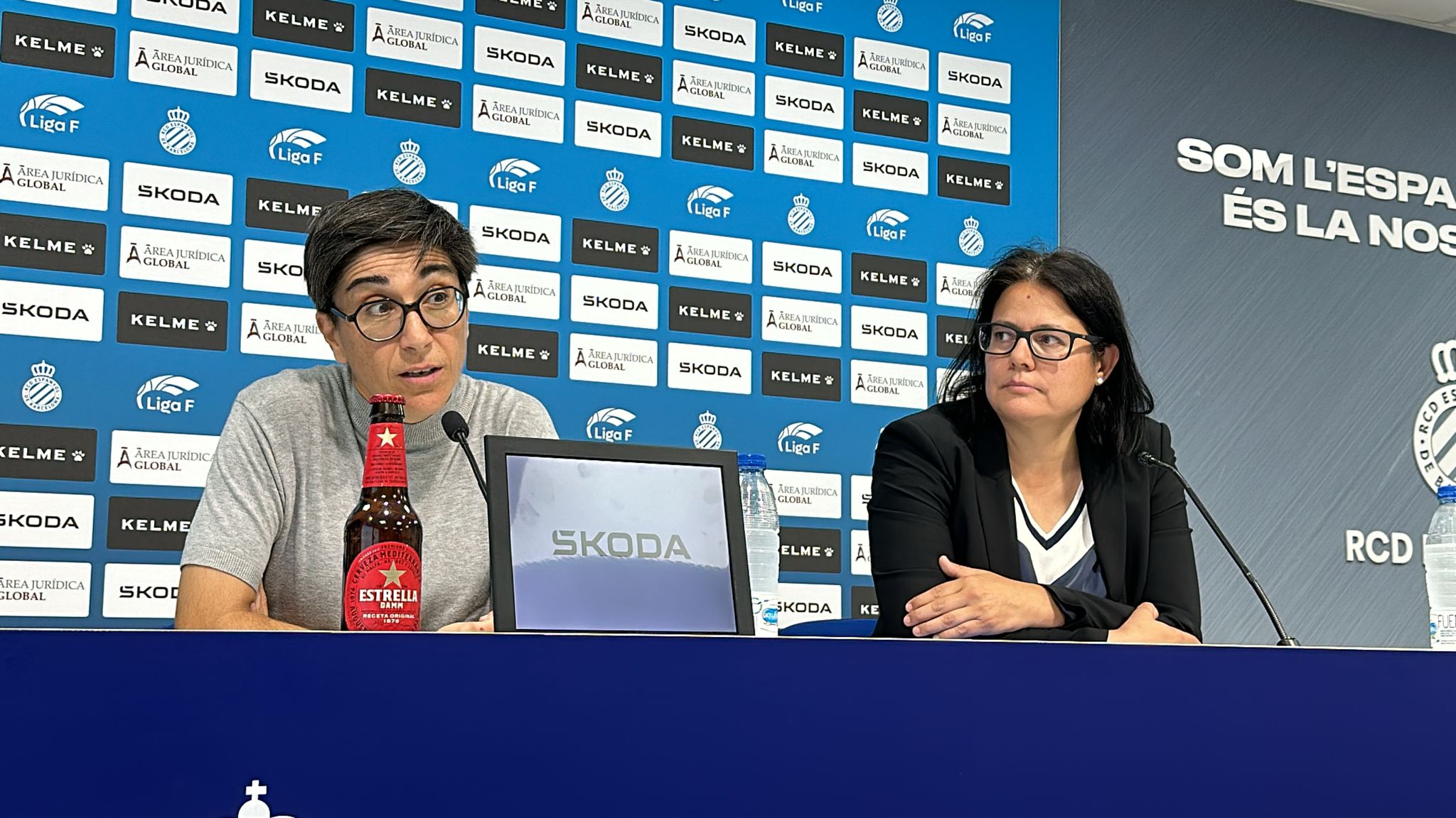Hoy en 'La Grada Ràdio': Álvaro Tejero, primer fichaje del Espanyol; presentación de Sara Monforte como entrenadora del Espanyol Femenino; la 'rajada' de Luis Miguel Ramis contra la prensa perica 2 sara monforte presentacion espanyol 01