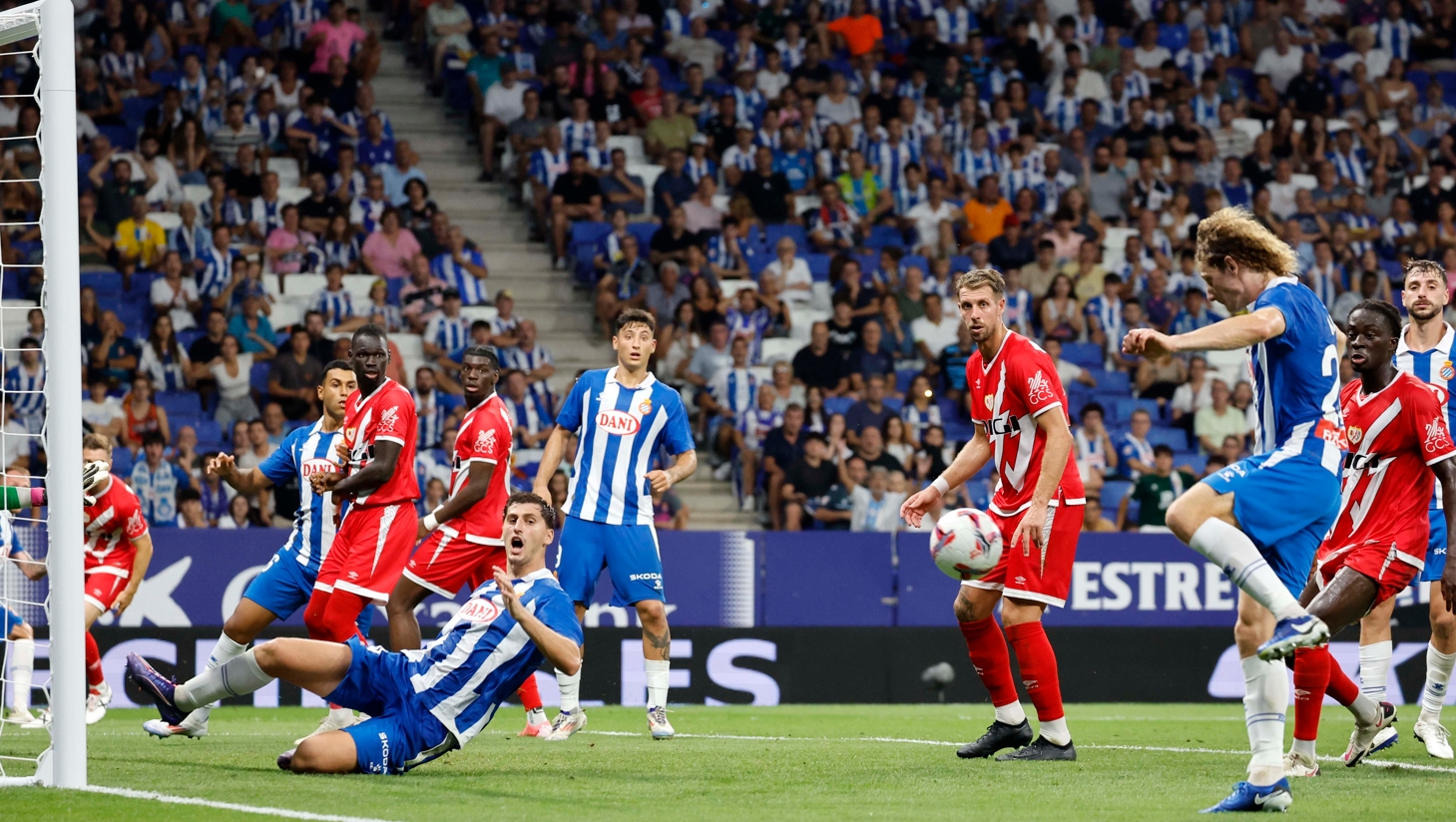 RCD Espanyol – Rayo Vallecano: El Espanyol logra, sobre la bocina, su primera victoria (2-1) 2 espanyol rayo 3