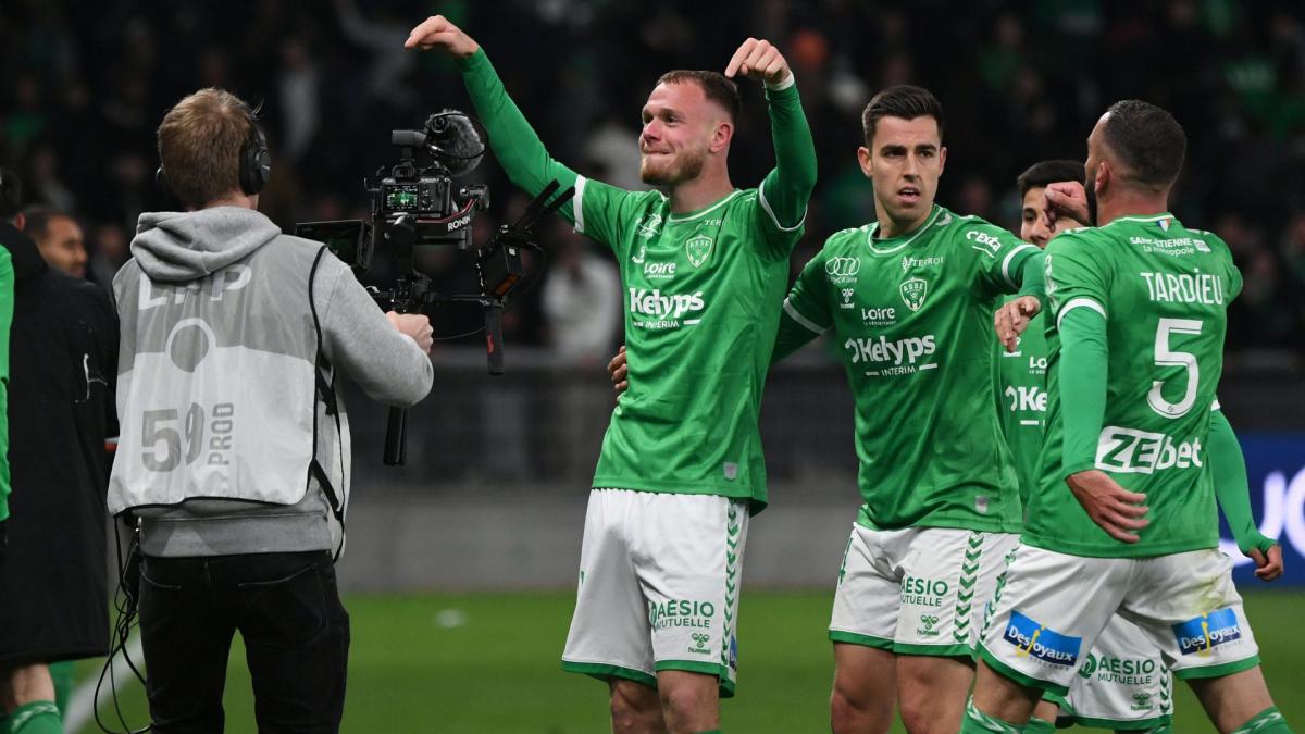 irvin cardona saint etienne 3