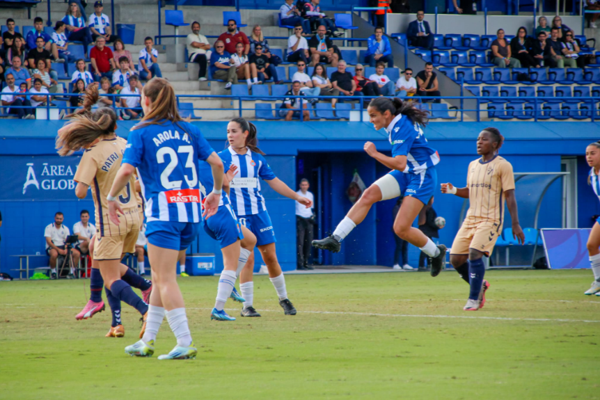 CRÓNICA | El Espanyol Femenino remonta el partido y consigue la primera victoria de la temporada en Liga F (2-1) 1 Espanyol Femenino