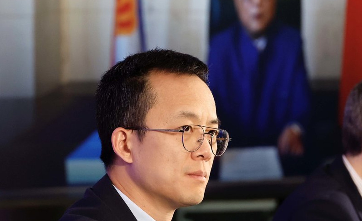 Hoy en 'La Grada Ràdio': El arbitraje pone en alerta al Espanyol; el fantasma del descenso vuelve a sobrevolar Cornellà tras el atraco en Mallorca 1 mao ye espanyol