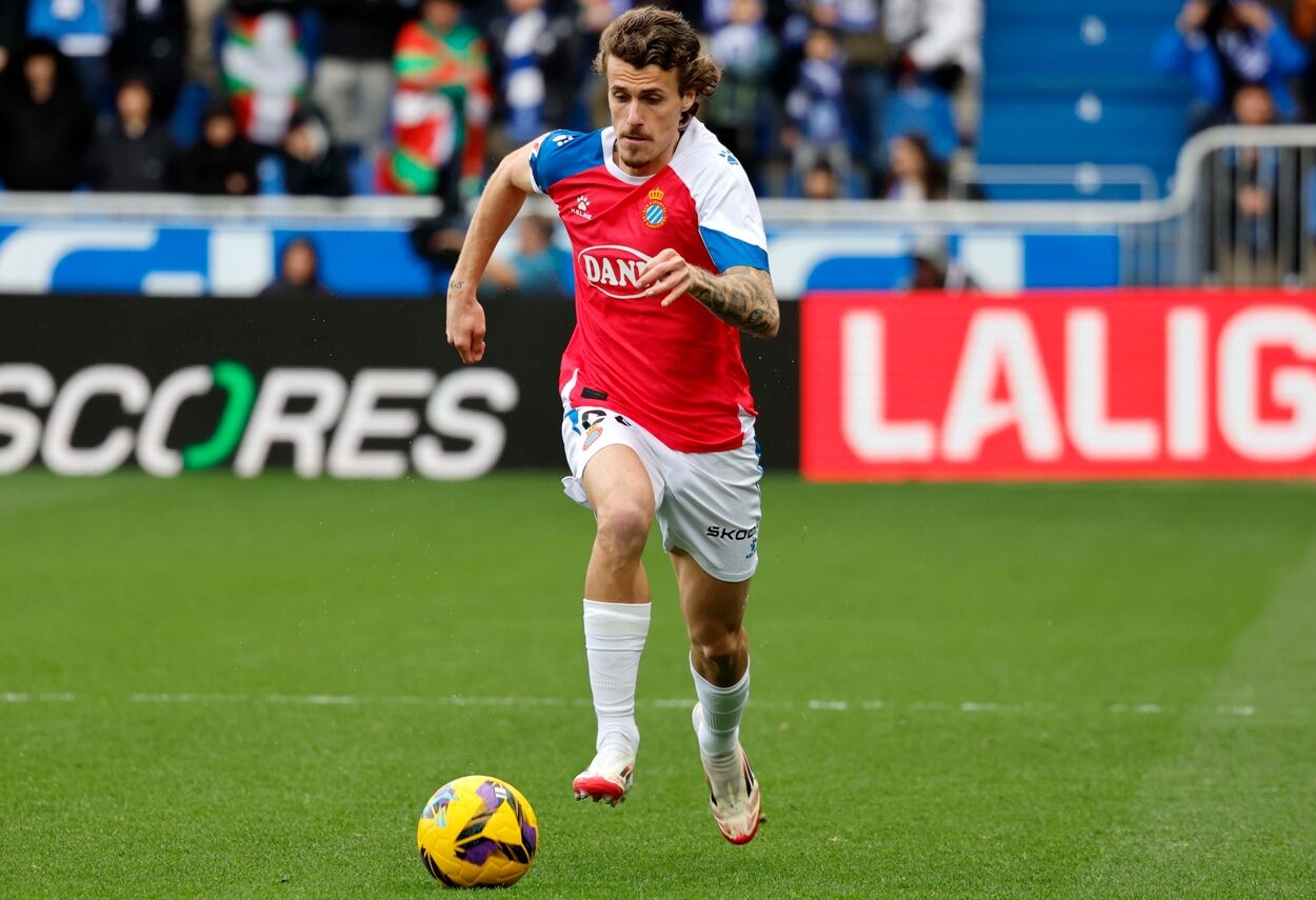 Carlos Romero y Roberto Fernández, los dos nombres que Garagarza pone en rojo: “prioridad” para el Espanyol 1 carlos romero alaves espanyol e1740483027165