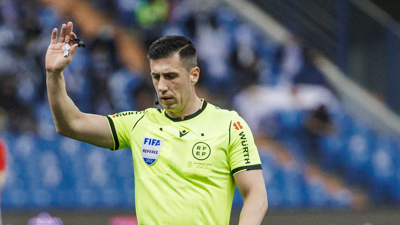 Cesar Soto Grado Arbitro