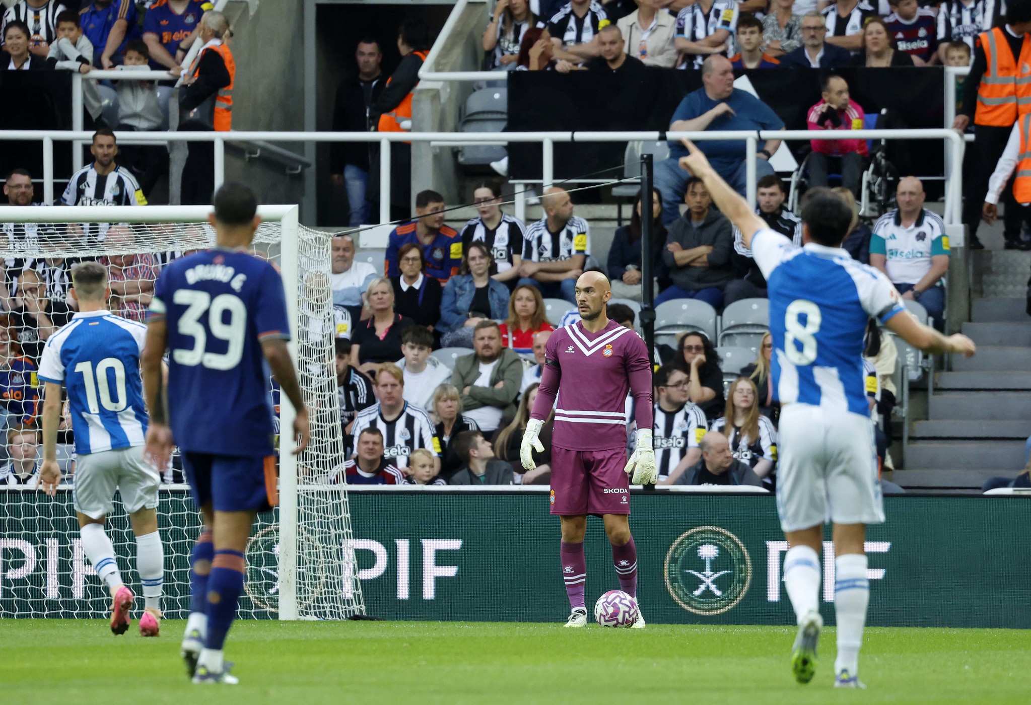 Dmitrovic ya no tiene que convencer a nadie: es el dueño del arco del Espanyol 3 dmitrovic newcastle espanyol