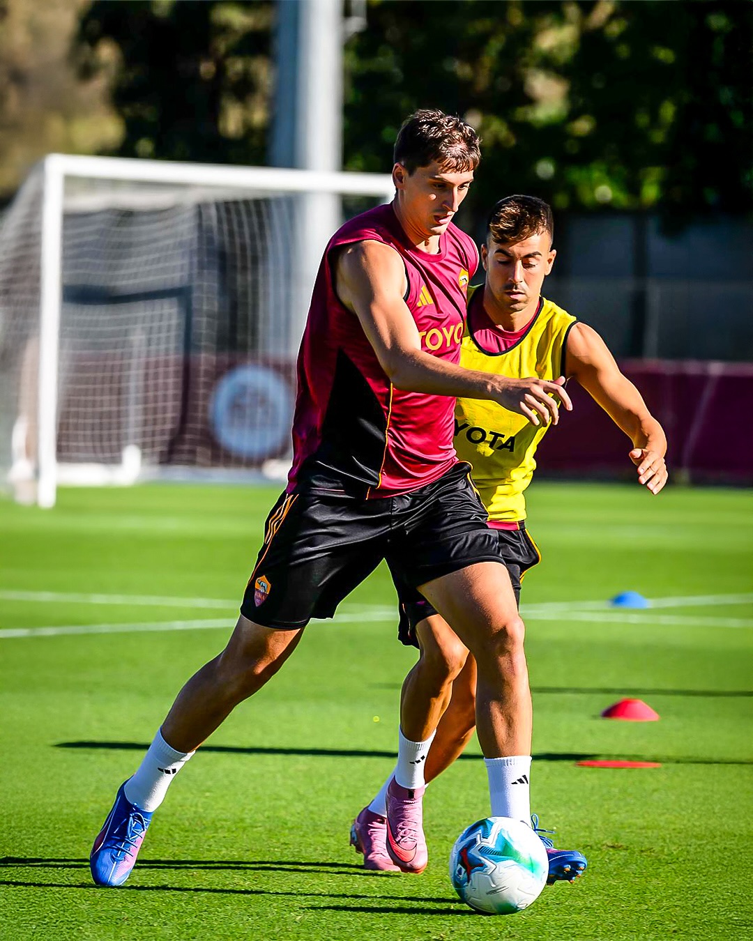 Hoy en 'La Grada Ràdio' | Atlético, Kumbulla, Velocity, Garagarza y lo que pasó en la reunión en Burnley: todos los frentes abiertos en la semana del estreno del Espanyol en LaLiga 2 kumbulla roma 2