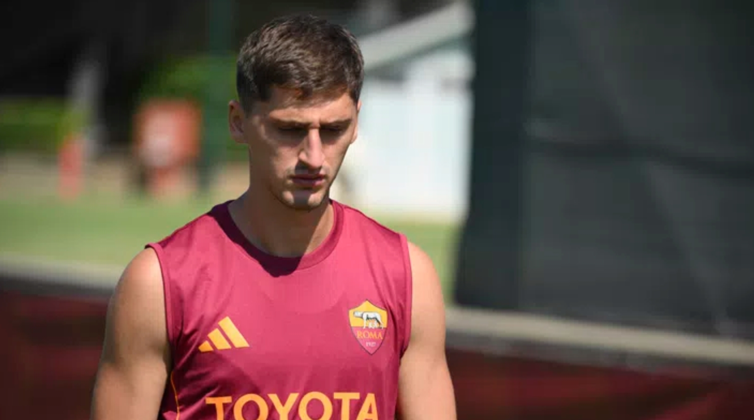 Hoy en 'La Grada Ràdio' | Garagarza busca un pivote a contrarreloj antes del Espanyol - Atleti 4 kumbulla roma