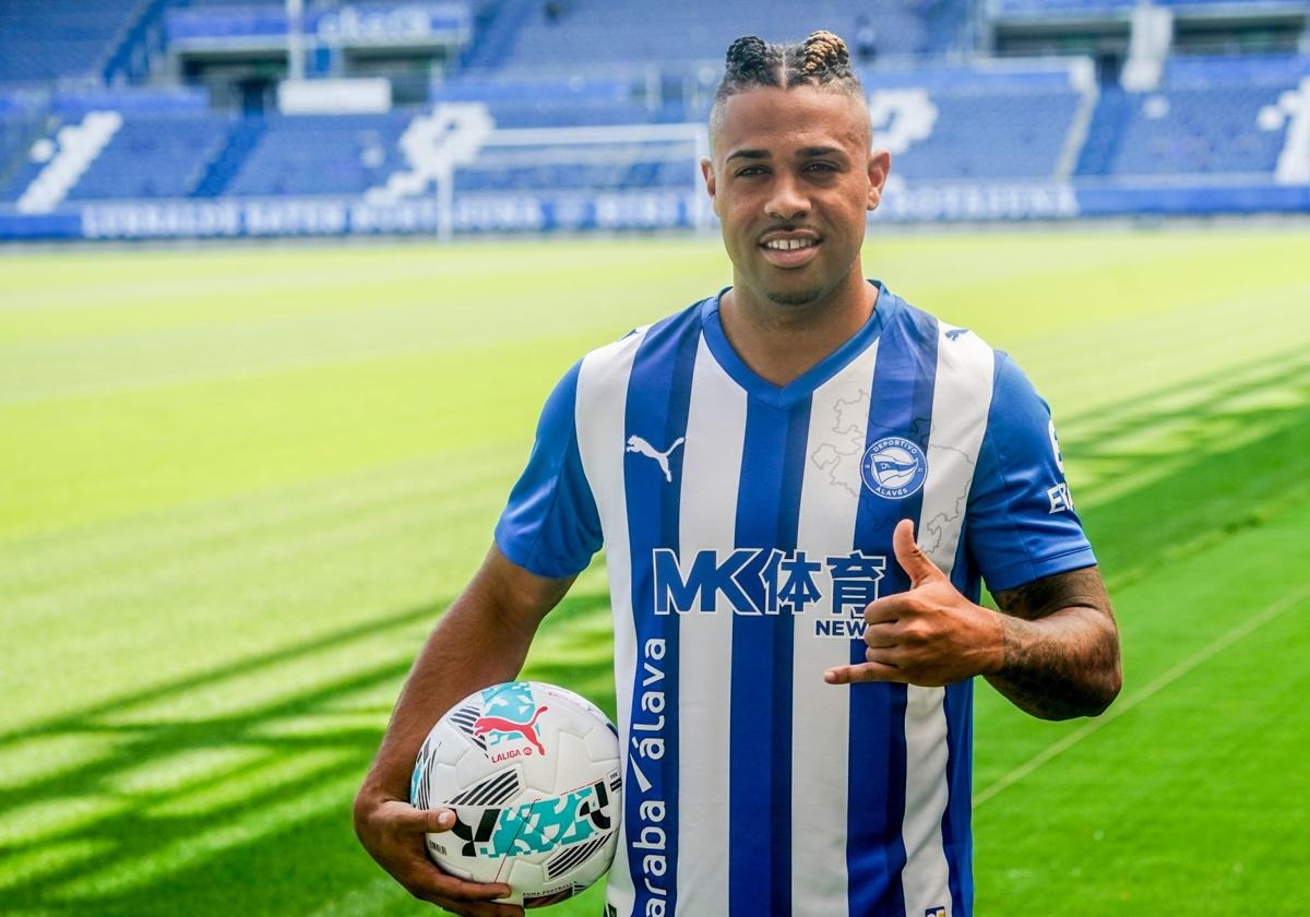 Mariano Díaz se reencuentra con el Espanyol: historia compartida, caminos separados 4 mariano diaz alaves