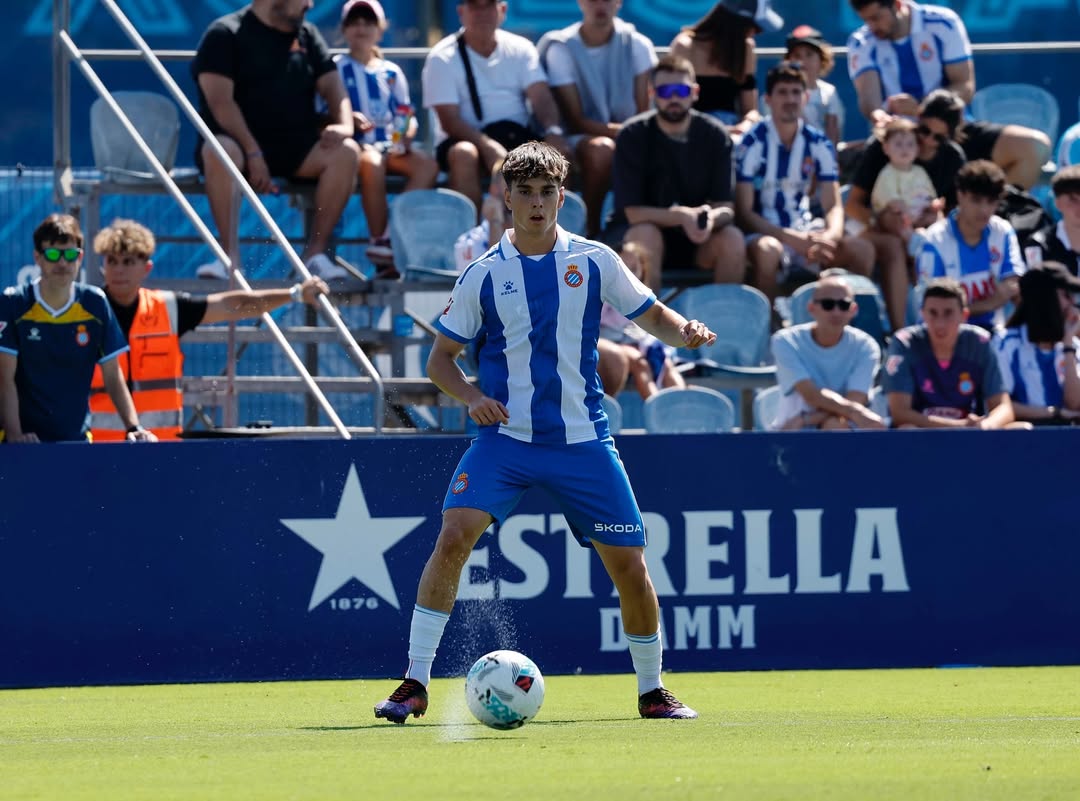 El dilema Roger Hinojo: ¿se queda en el Espanyol o sale cedido? 4 roger hinojo espanyol 6