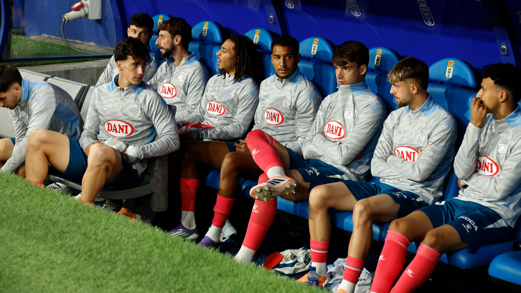 banquillo oviedo espanyol