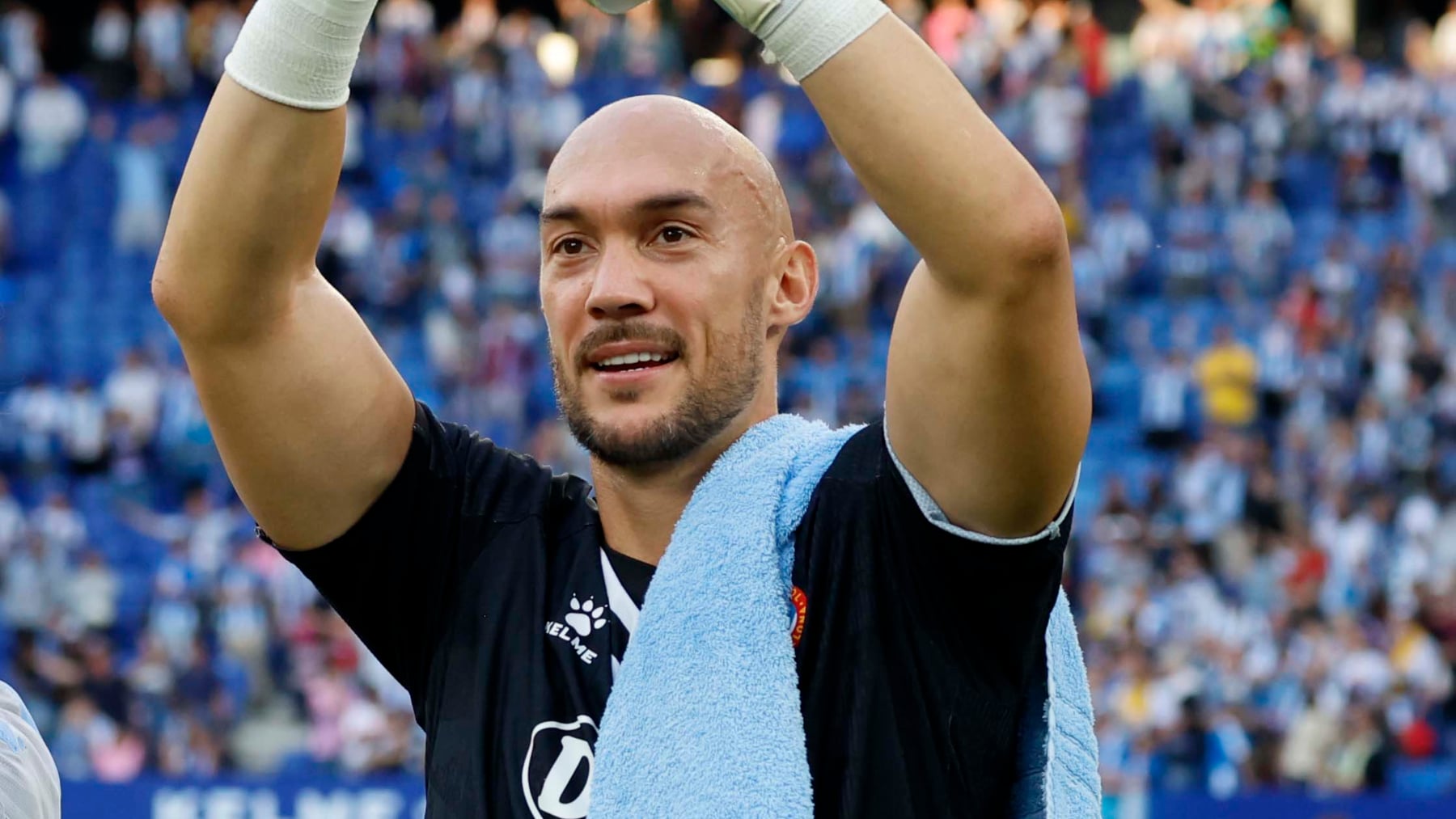 Dmitrovic apaga el debate y enciende la seguridad: el Espanyol ya tiene portero 5 dmitrovic espanyol elche 1 1