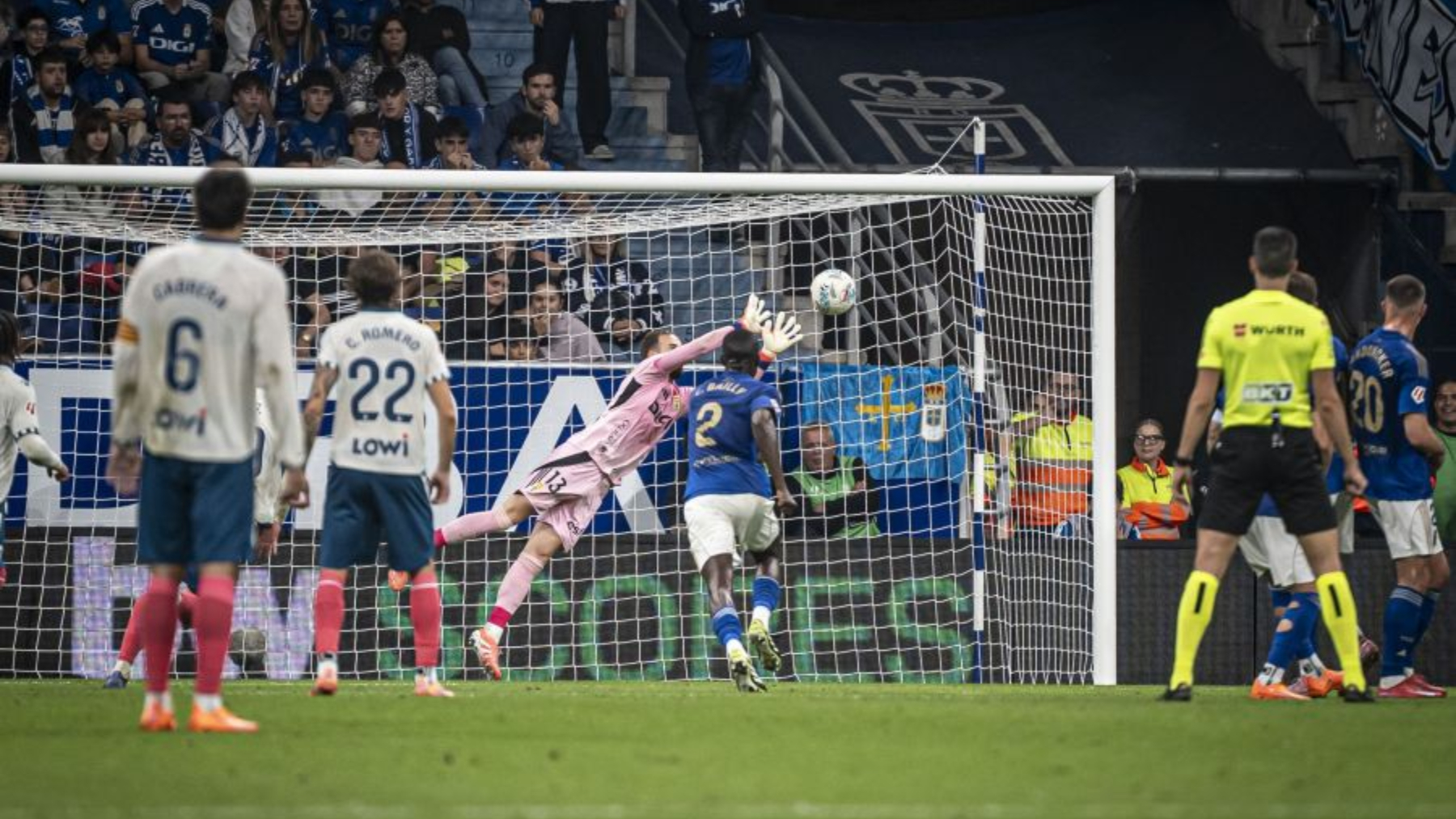El Espanyol vuelve a sonreír en el momento justo para silenciar dudas y recargar ilusión: un triunfo que apaga el run-run 3 parada escandell oviedo espanyol