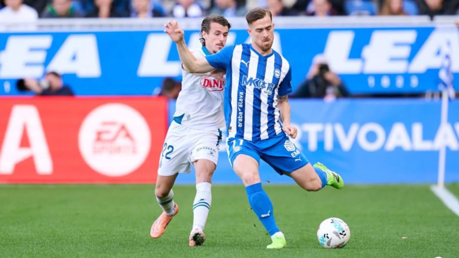 El Espanyol prepara su duelo ante el Villarreal con la mirada puesta en Garagarza y los posibles retoques de Manolo 4 carlos romero alaves espanyol