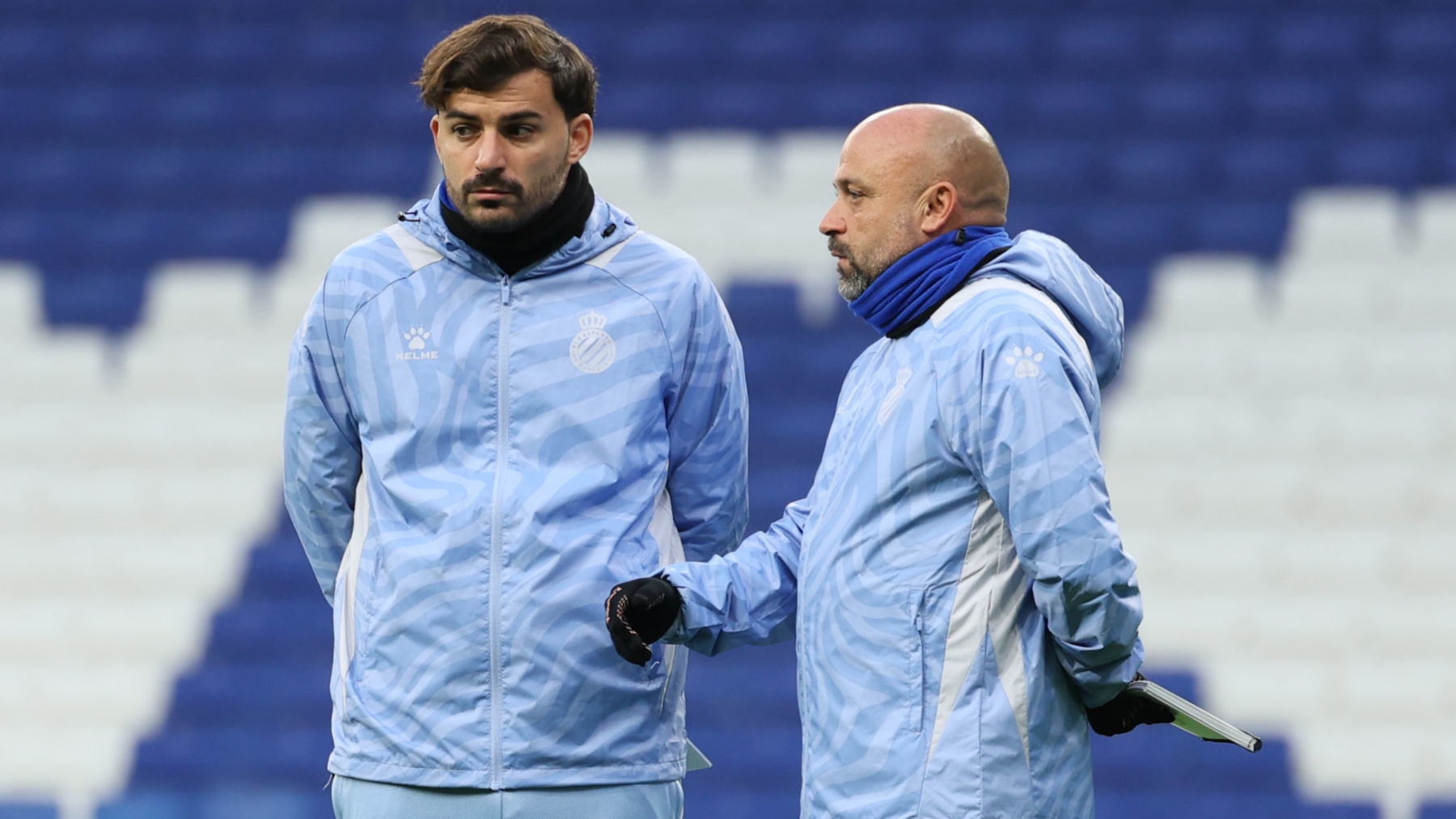 Hoy en 'La Grada Ràdio' | La previa del Espanyol - Sevilla y los dardos de Manolo González 2 entreno rcd espanyol manolo gonzalez