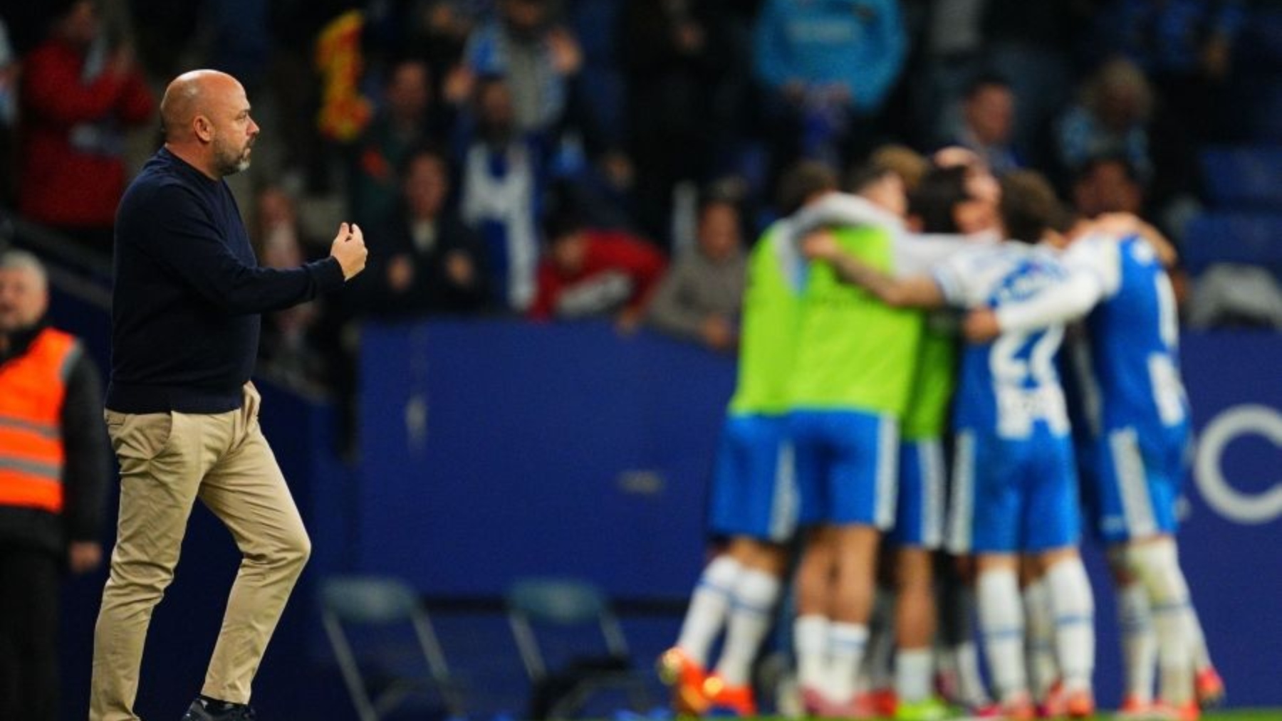 Manolo González: “Parece que hay gente que le jode que el Espanyol esté bien" 1 manolo celebracion 1 0 espanyol sevilla