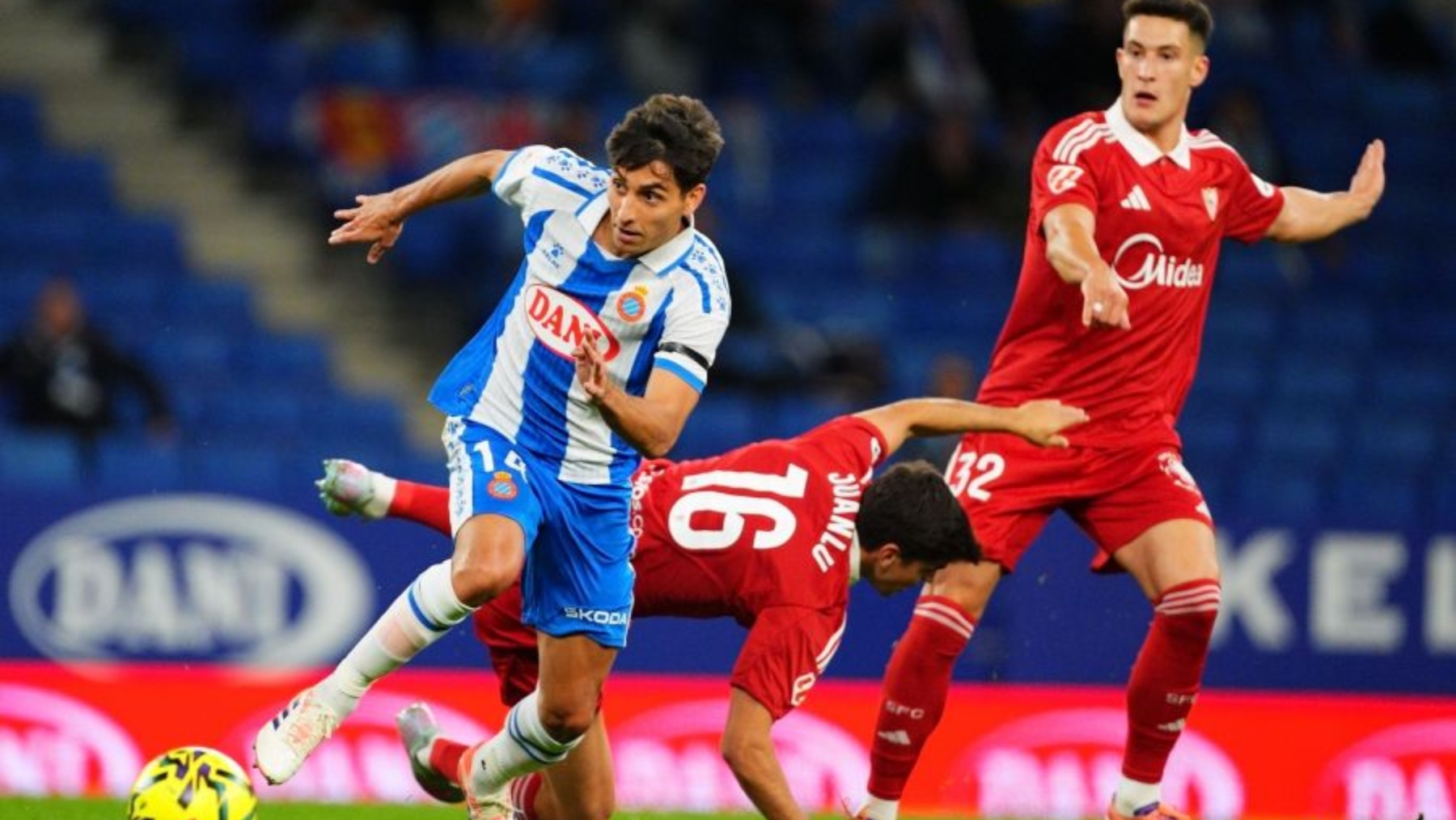 terrats espanyol sevilla 1