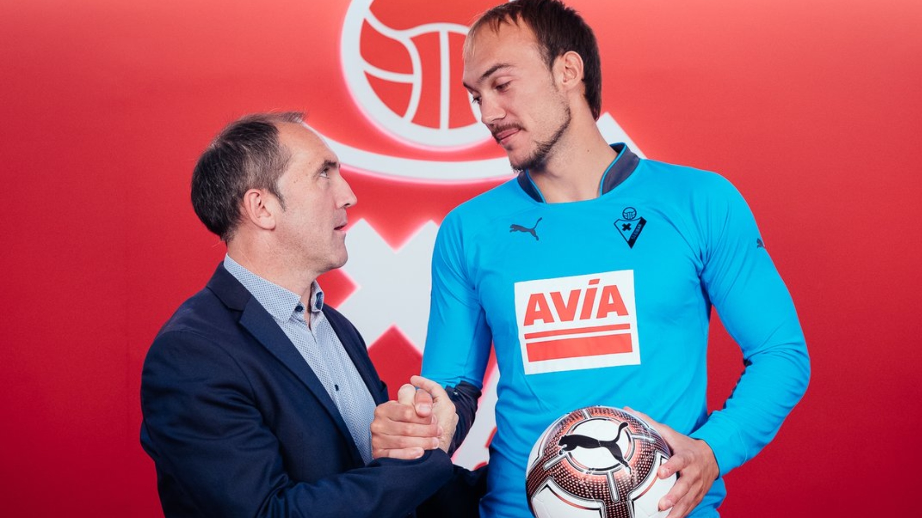 Dmitrovic ya no tiene que convencer a nadie: es el dueño del arco del Espanyol 5 dmitrovic garagarza eibar