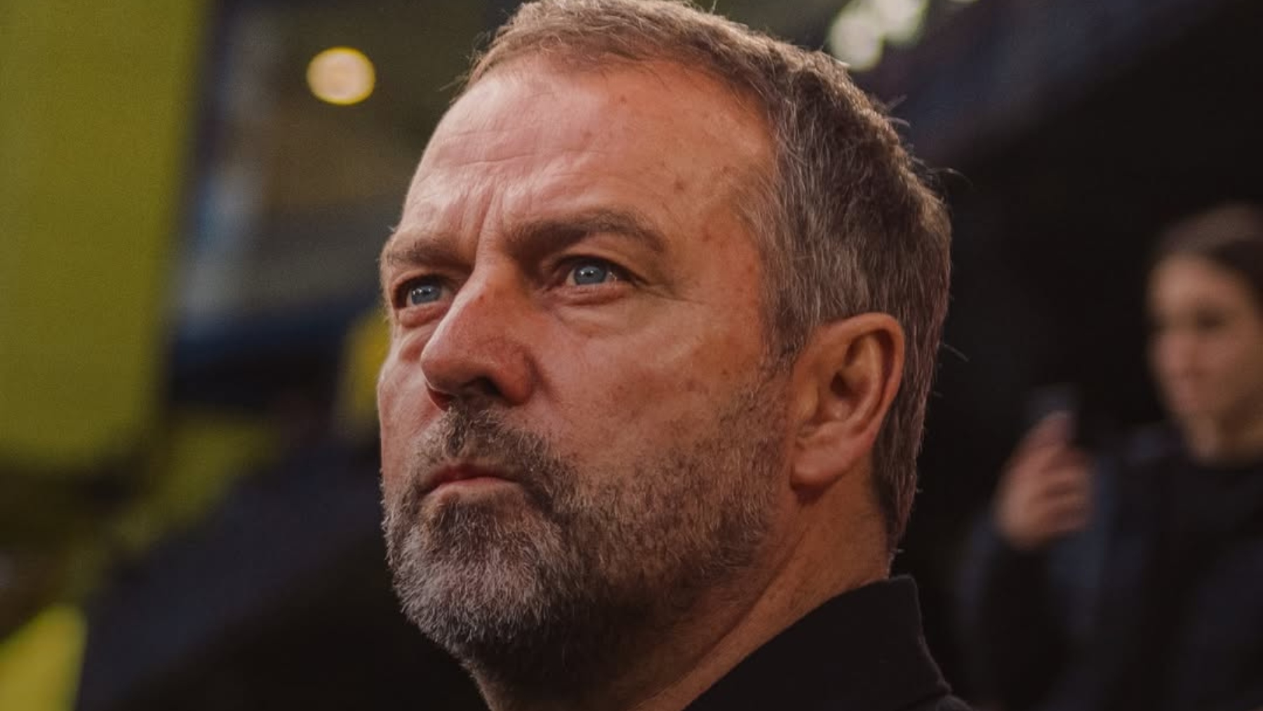 Joan vuelve para el Espanyol - Barça… y el RCDE Stadium se prepara para una noche de alta tensión: “Nos atropellan, nos cierran los bares y nos ponen redes”, el lamento de parte de la afición perica 6 hansi flick fc barcelona