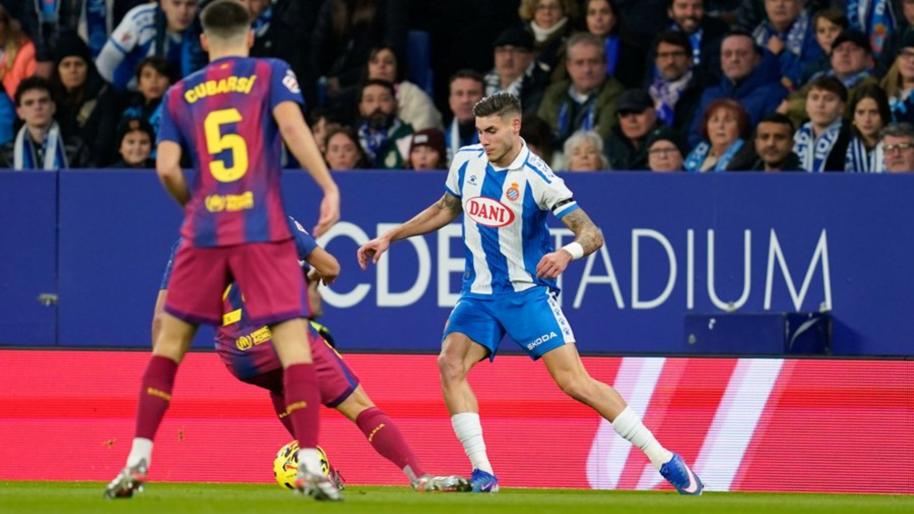 RCD Espanyol - Barça: Joan salva al Barça (0-2) 1 roberto espanyol barca