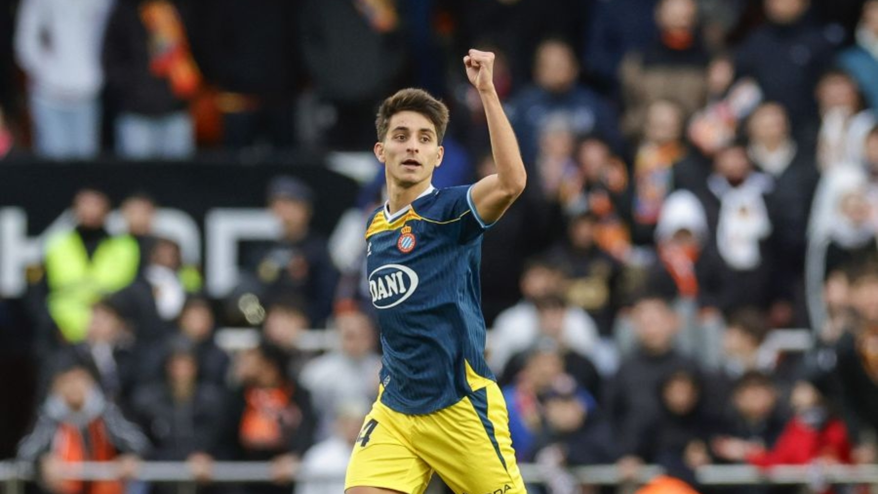 Hoy en 'La Grada Ràdio' | Las claves de la situación en la dirección deportiva del Espanyol: un solo fichaje, muchas dudas y una estructura en entredicho 3 terrats valencia espanyol 1