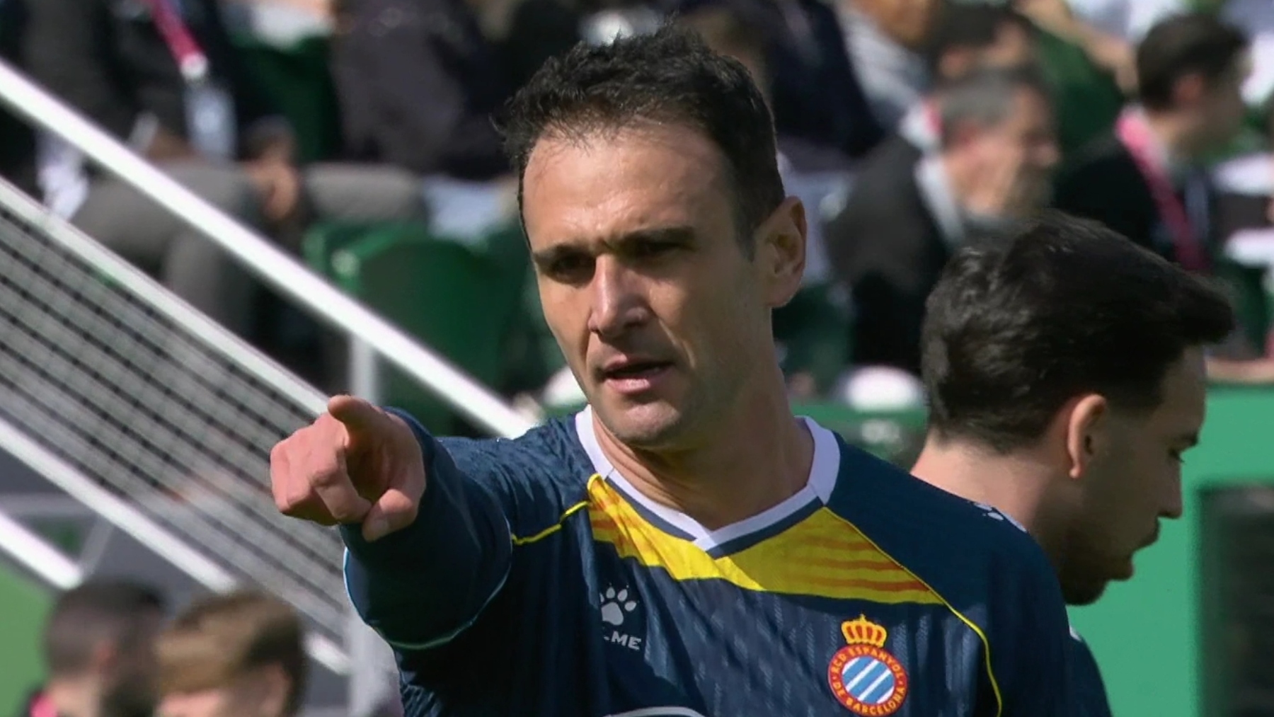 Hoy en 'La Grada Ràdio' | Las claves del empate del Espanyol en Elche, con Àlex de Llano; la polémica racista entre Rafa Mir y Omar El Hilali; y una pregunta que queda en el aire: ¿realmente se puede hacer más con esta plantilla? 1 0 1 kike garcia elche espanyol