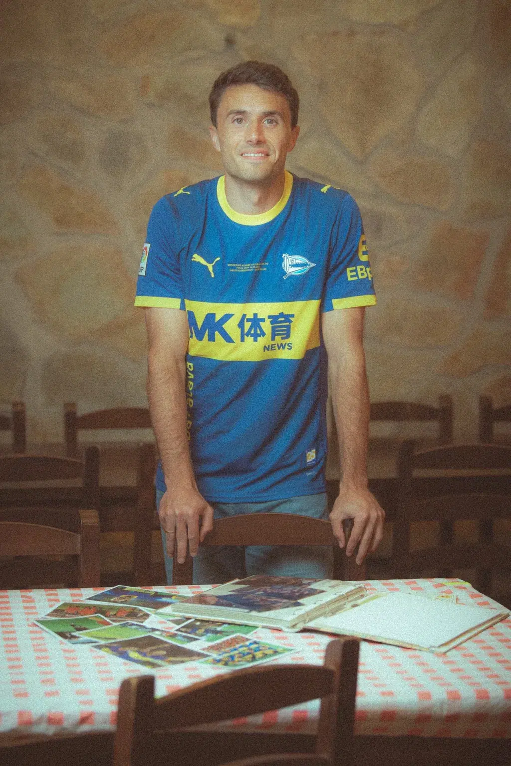 LaLiga lanza la Jornada Retro: así serán todas las camisetas vintage y el caso especial del Espanyol 2 alaves retro