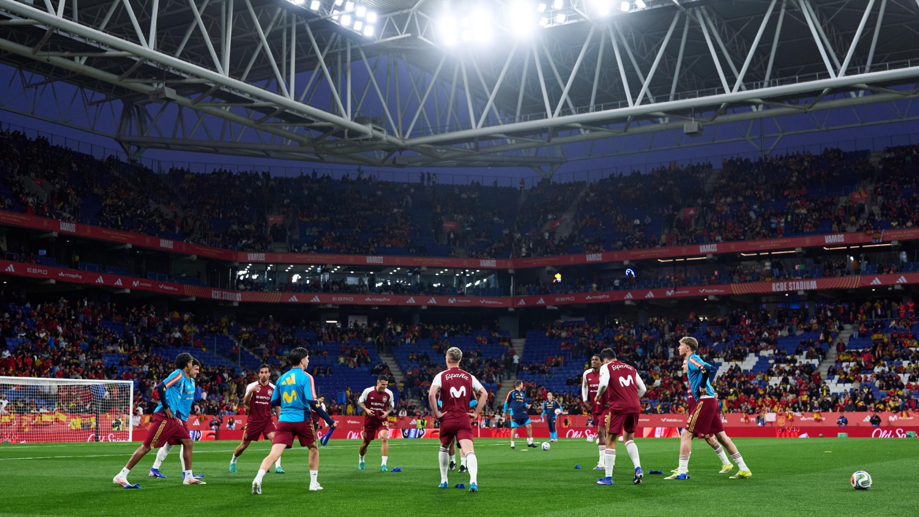 El Espanyol en el foco otra vez: ¿hasta cuándo tendrá que pedir perdón por existir?; hechos condenables… pero también injusto señalamiento al club y a sus seguidores con un relato con intereses y en manos de anti-pericos 2 espana egipto rcde stadium 2